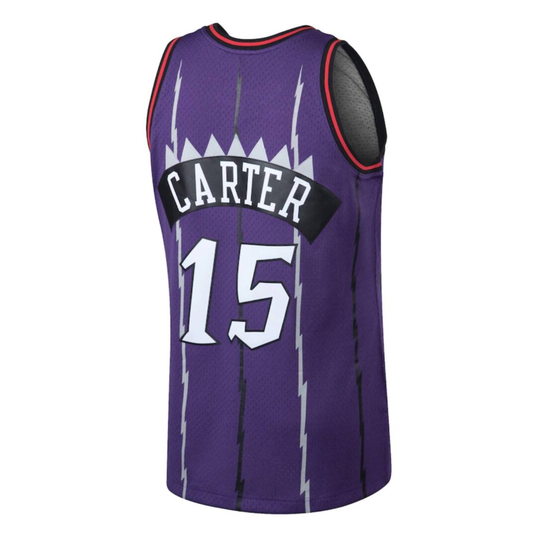 Mitchell & Ness Raptors No' 15 Carter Jersey 1998-99 Vintage Purple - Image 3